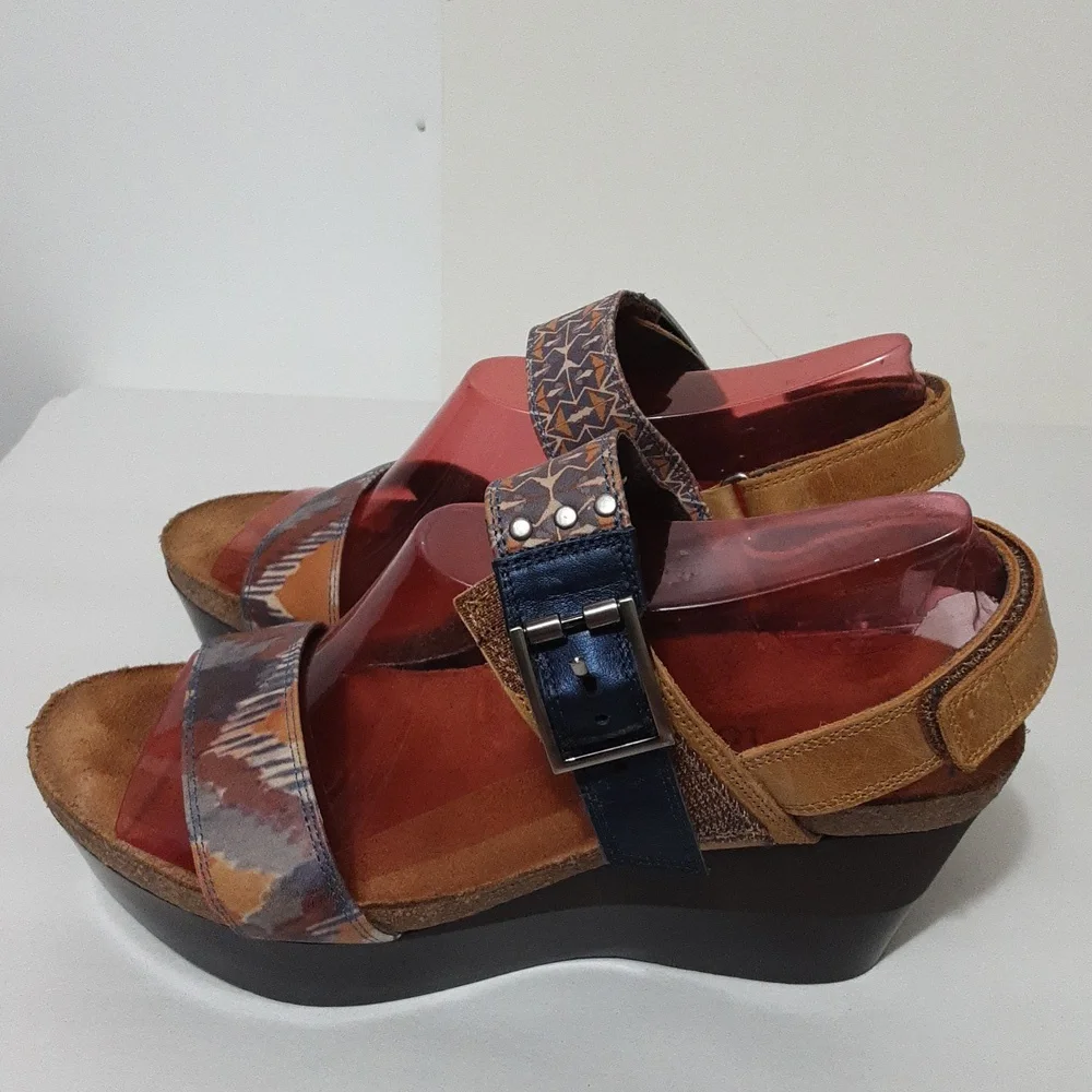 Naot Alpha‎ Wedge Sandal